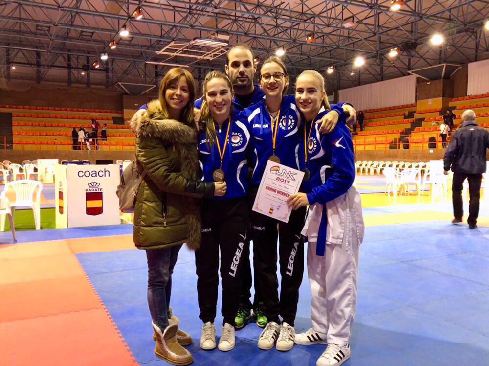 Tres Medallas para el Karate Berriozar en la Liga Nacional